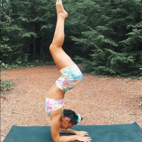 Two Piece Co-Ord Yoga Athleisure Matching Loungewear Set in Rainbow Tie Dye - Picture 6 of 6